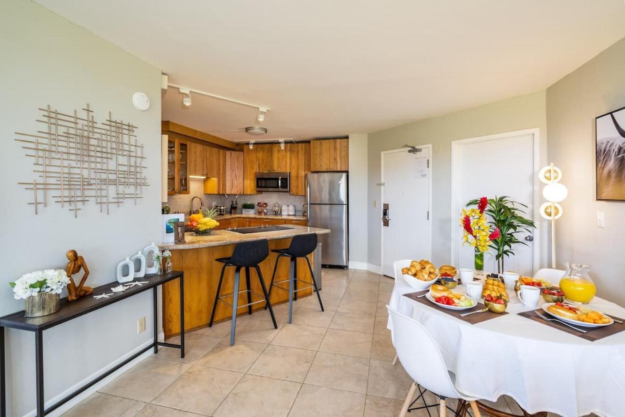 Penthouse 1 Bd King Suite With Ocean Views! Уэйлея Экстерьер фото